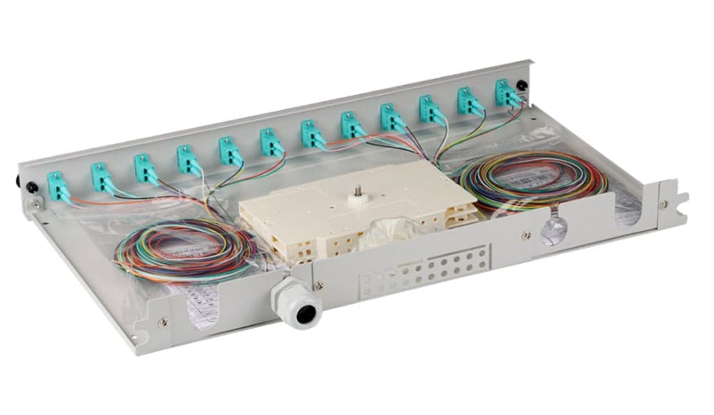 Cassetto Ottico 19'' Assemblato con 12 Bussole e 24 Pigtails LC Duplex Multimodale OM3 in  Scontolo.net - Potenza, commercioVirtuoso.it
