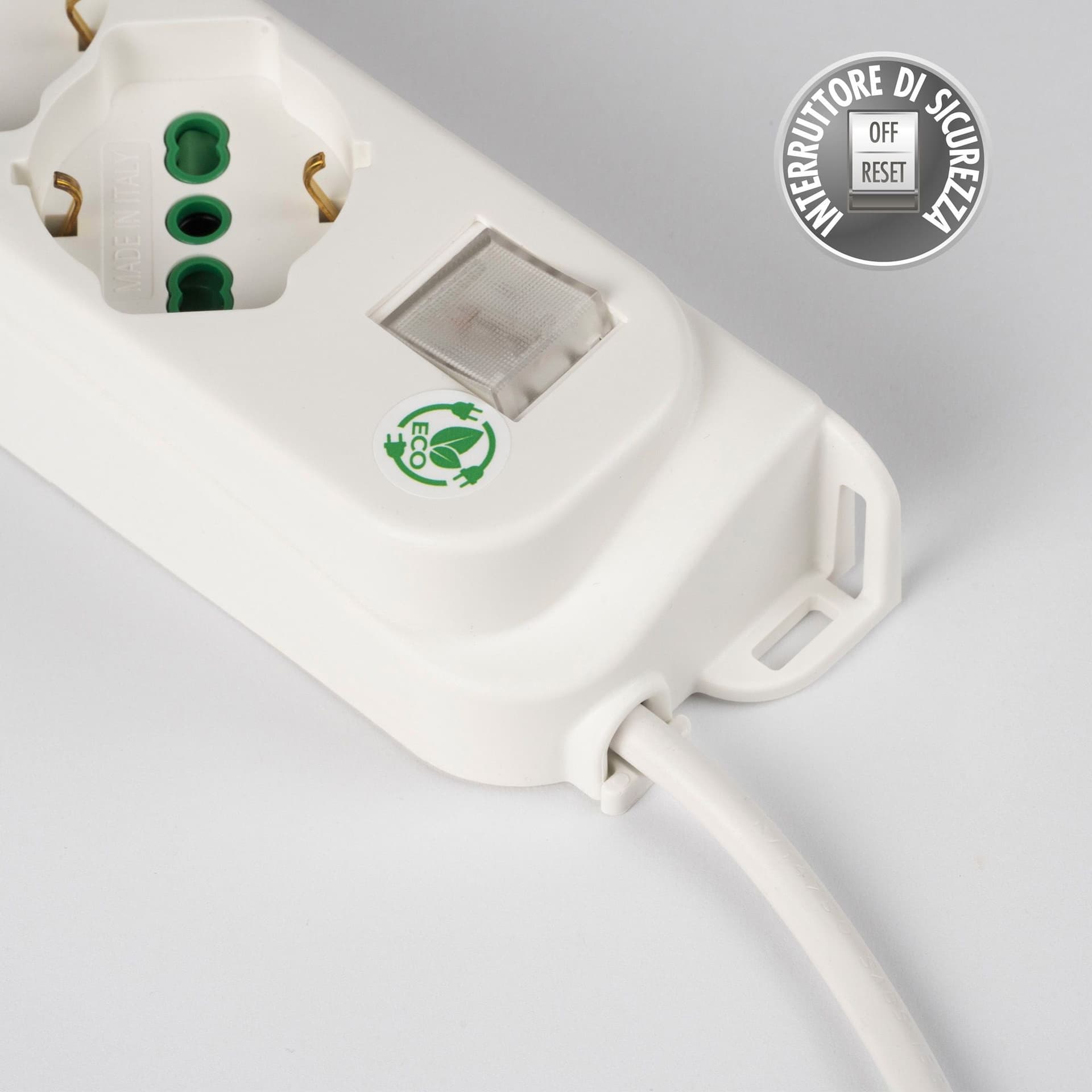 Presa Multipla a 3 Posti Italiana Bipasso con Interruttore Bianco in Multiprese Scontolo.net - Potenza, commercioVirtuoso.it