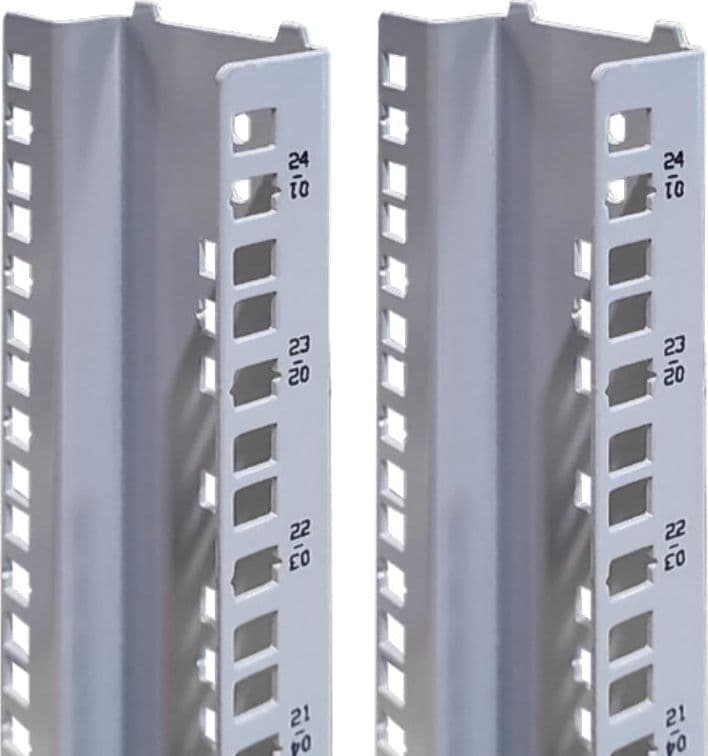 Staffe Montanti per Rack 19'' 38U in Staffe e supporti per mensole Scontolo.net - Potenza, commercioVirtuoso.it