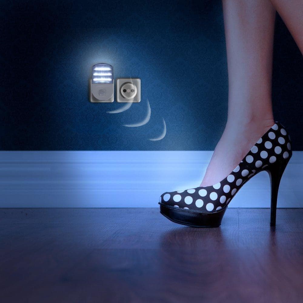 Luce Notturna LED con Sensore di Movimento ad Infrarossi in Luci notturne Scontolo.net - Potenza, commercioVirtuoso.it