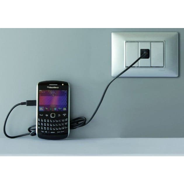 Alimentatore USB 2,1A da incasso con aggancio Keystone nero in Prese a muro Scontolo.net - Potenza, commercioVirtuoso.it