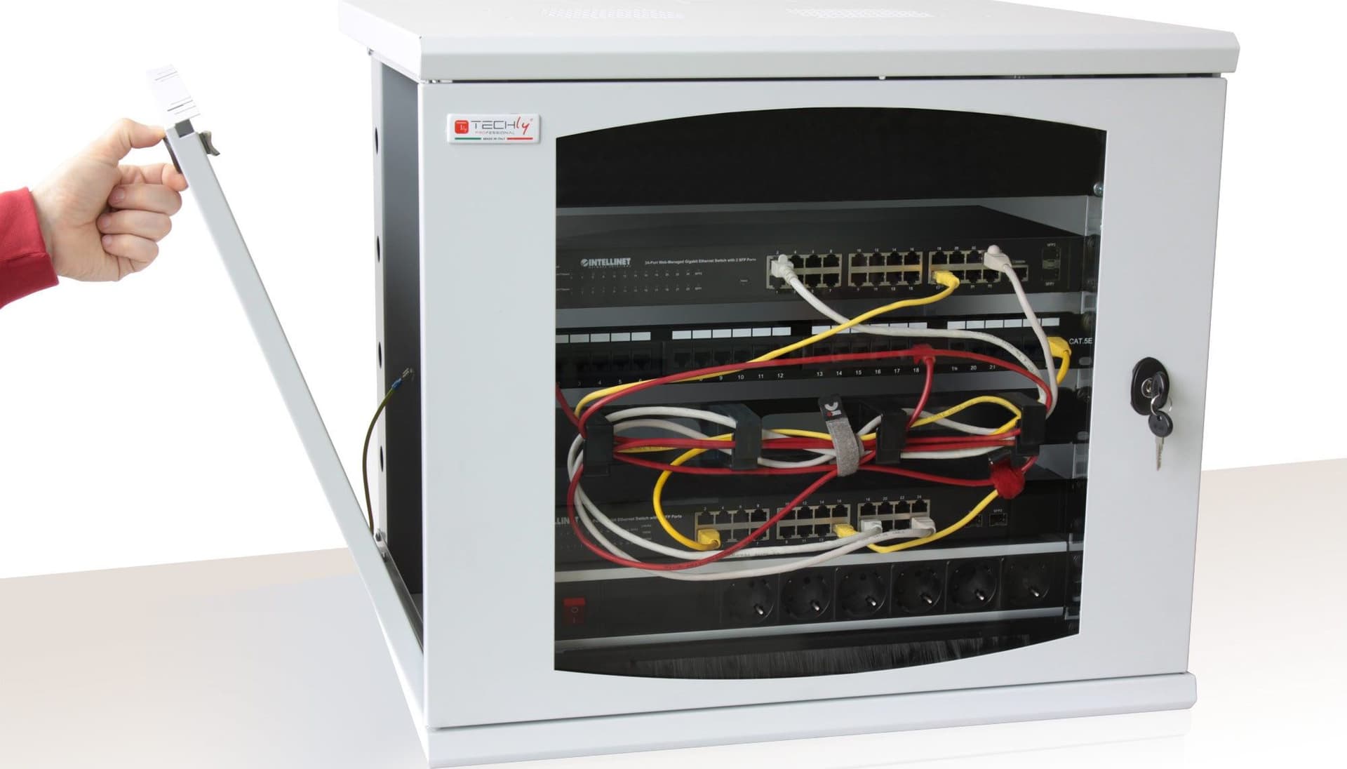 Armadio Rack 19'' a muro 10 unit&agrave sezione unica prof. 500mm Nero