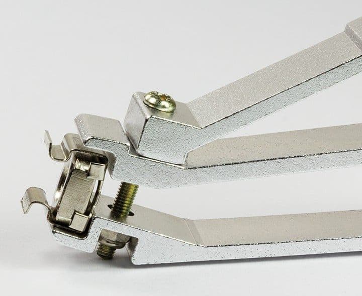 Utensile per Inserimento ed Estrazione Dadi a Gabbia in Pinze regolabili Scontolo.net - Potenza, commercioVirtuoso.it