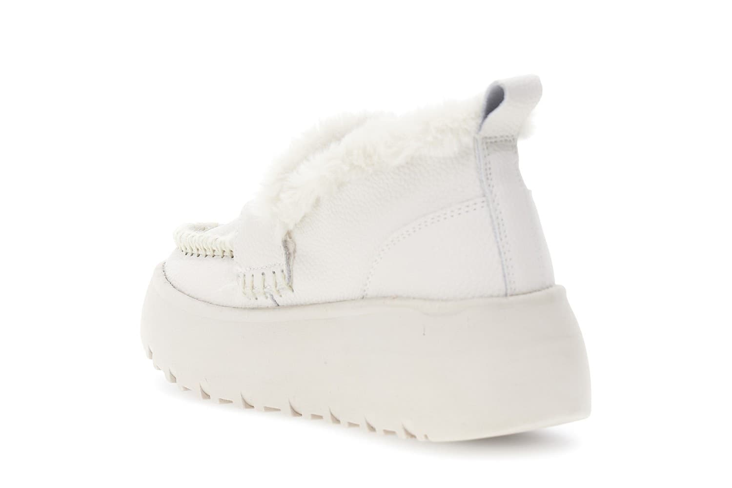 MOCASSINO IN PELLE CON ACCESSORIO in Zoccoli e sabot 3A Moda Mare Sport - Bellaria Igea Marina, commercioVirtuoso.it