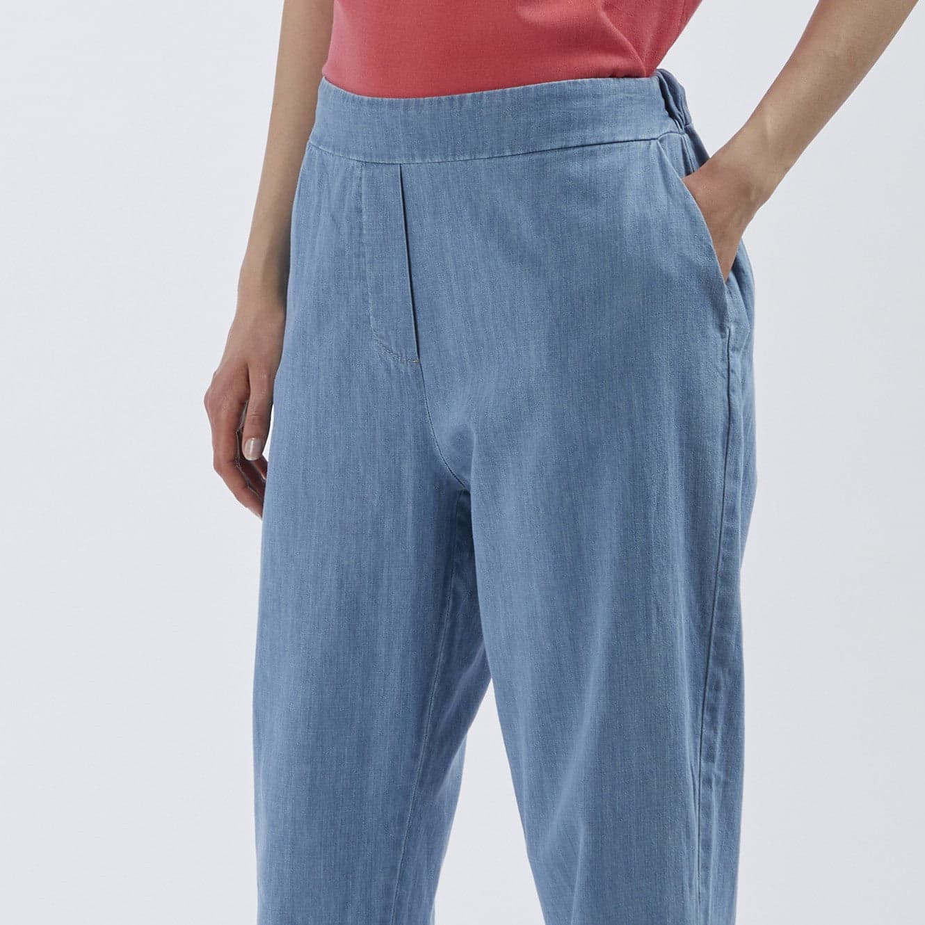 PANTALONE TIPO JOGGER IN CHAMBRAY in Pantaloni sportivi 3A Moda Mare Sport - Bellaria Igea Marina, commercioVirtuoso.it