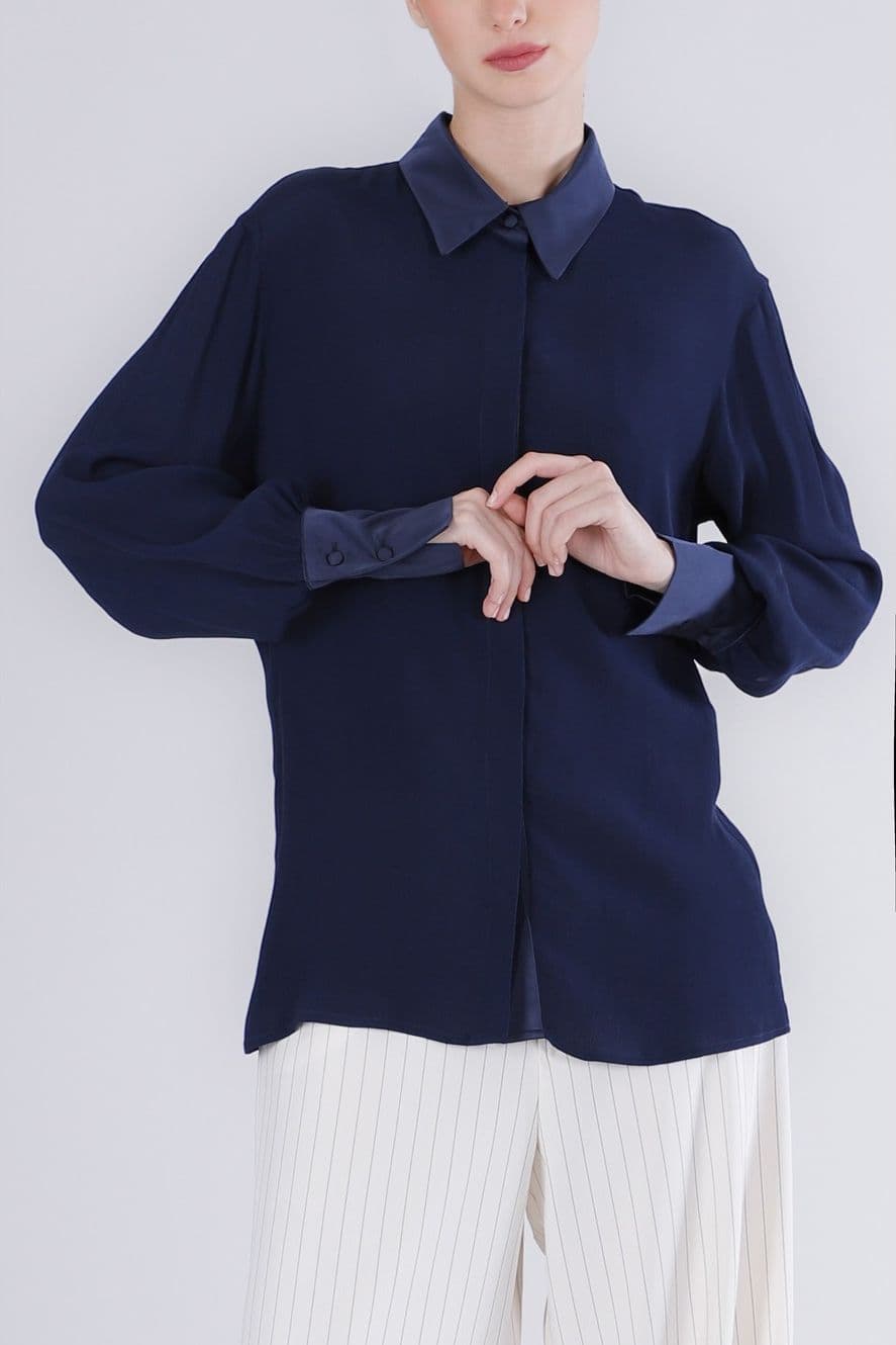CAMICIA CON RIFINITURE IN RASO in Bluse e camicie 3A Moda Mare Sport - Bellaria Igea Marina, commercioVirtuoso.it