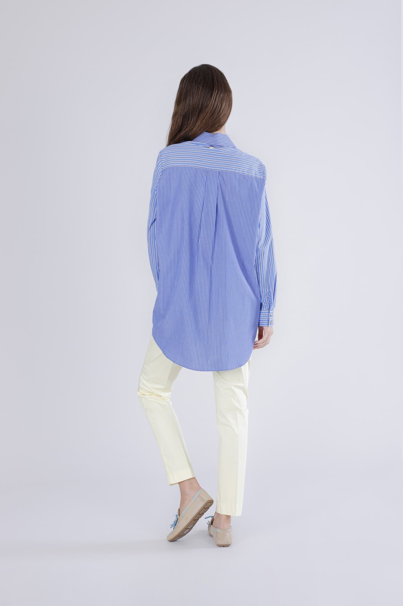 CAMICIA RIGATA CON FIORE APPLICATO in Bluse e camicie 3A Moda Mare Sport - Bellaria Igea Marina, commercioVirtuoso.it