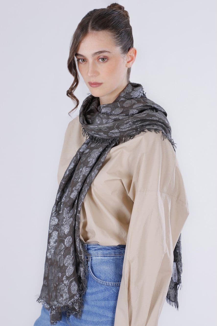 PASHMINA CON FIORI LUREX in Sciarpe 3A Moda Mare Sport - Bellaria Igea Marina, commercioVirtuoso.it