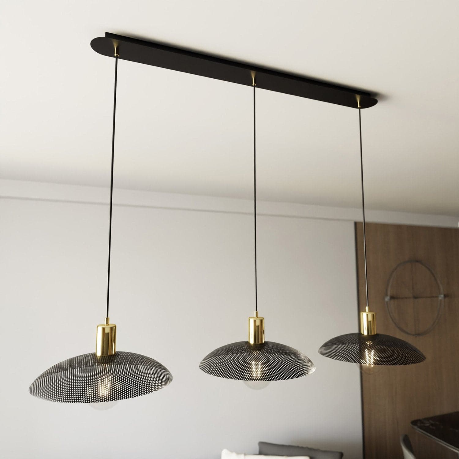 Sospensione Contemporanea Spirit 3 Luci In Acciaio Oro E Nero in Lampade a sospensione LuceArt - Montecorvino Pugliano, commercioVirtuoso.it