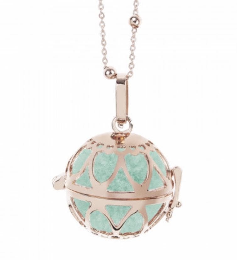 BOCCADAMO - Collana con batuffolo da profumare beige in Collane Alba Gioielli - Casoria, commercioVirtuoso.it