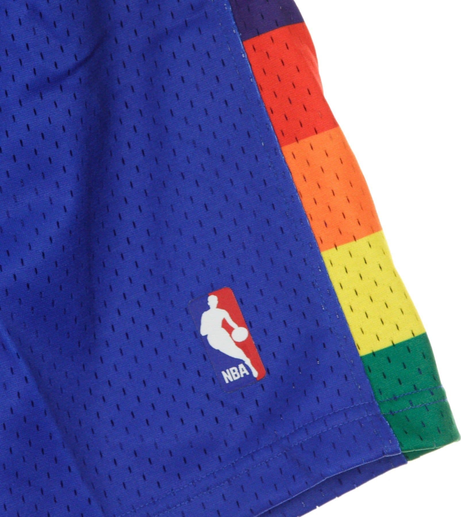MITCHELL &amp; NESS Pantaloncino Basket Uomo Nba Swingman Short Hardwood Classics 1991-92 Dennug Road Original Team Colors da uomo in Pantaloncini sportivi Drestige - Casamassima, commercioVirtuoso.it