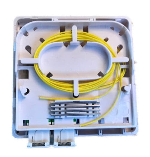 Scatola FTTH Indoor IP20 4 x SC o LC Duplex 80x80 con Passacavo Versione a Crimpare in Adattatori USB wireless Scontolo.net - Potenza, commercioVirtuoso.it
