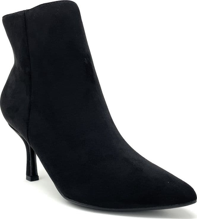 Francesco Milano stivaletti donna in pelle scamosciata nero A08-06C in Stivali Teresi Calzature - Marsala, commercioVirtuoso.it