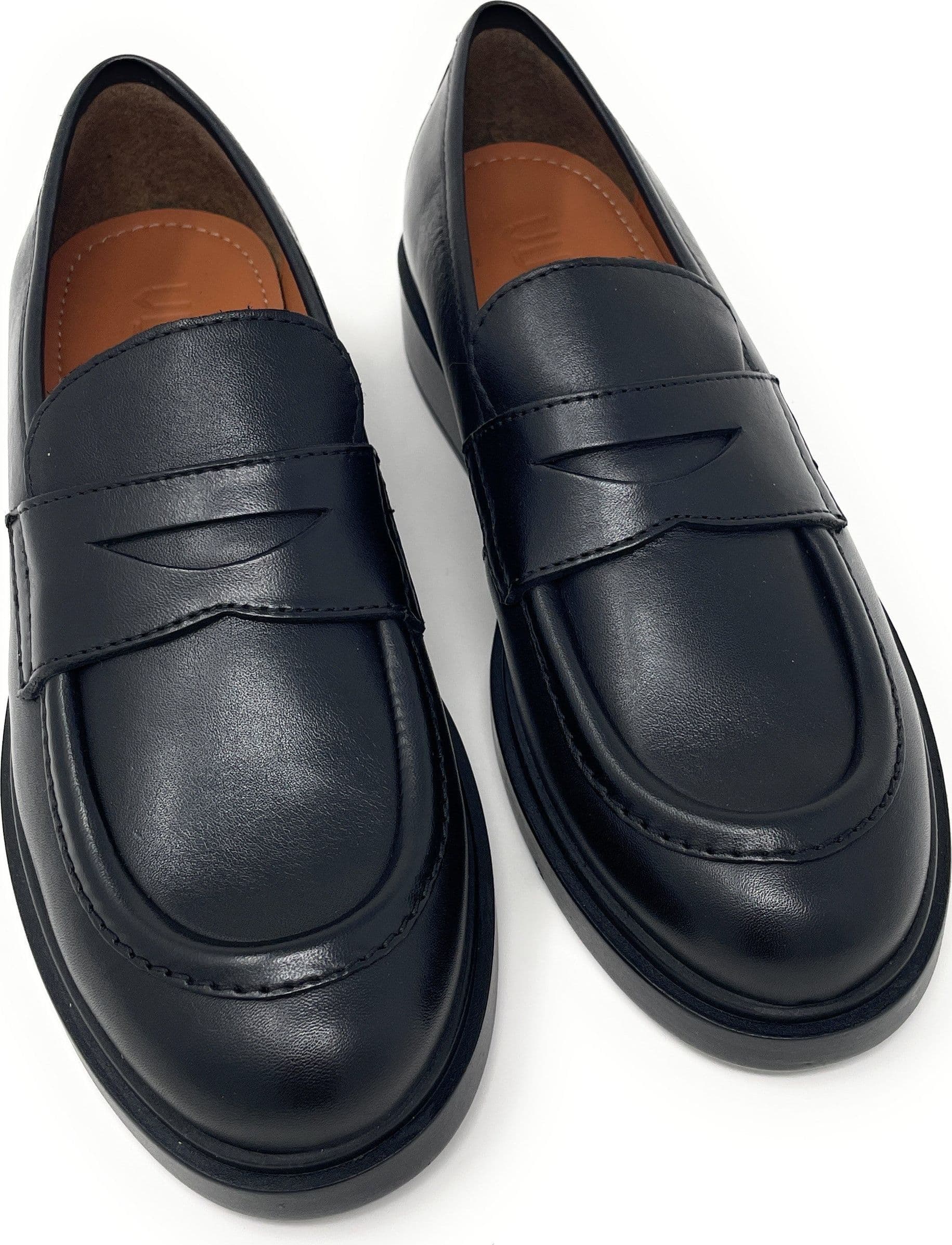 Vueva mocassini donna in pelle nero WS-503R03 in Loafer e mocassini Teresi Calzature - Marsala, commercioVirtuoso.it