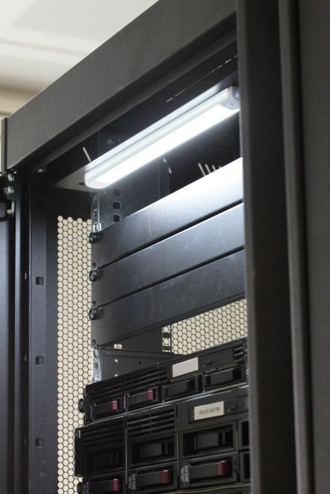 Unit&agrave Luce Magnetica con Supporto in Acciaio in Blocchi luci antinebbia Scontolo.net - Potenza, commercioVirtuoso.it