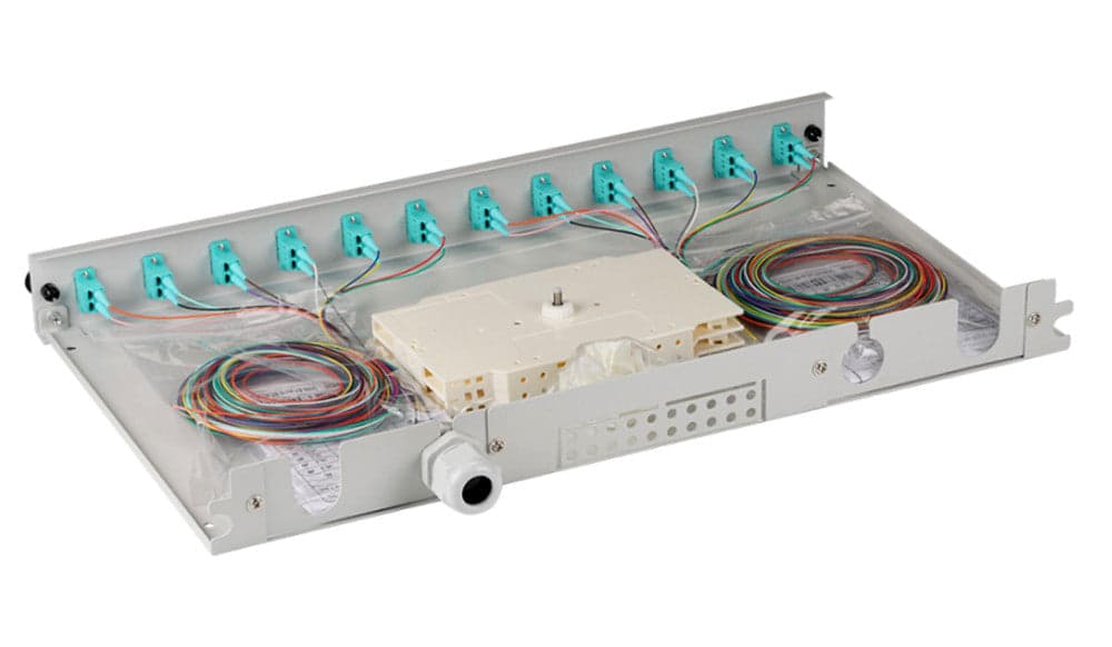 Cassetto Ottico 19'' Assemblato con 12 Bussole e 24 Pigtails LC Duplex Multimodale OM3 in  Scontolo.net - Potenza, commercioVirtuoso.it