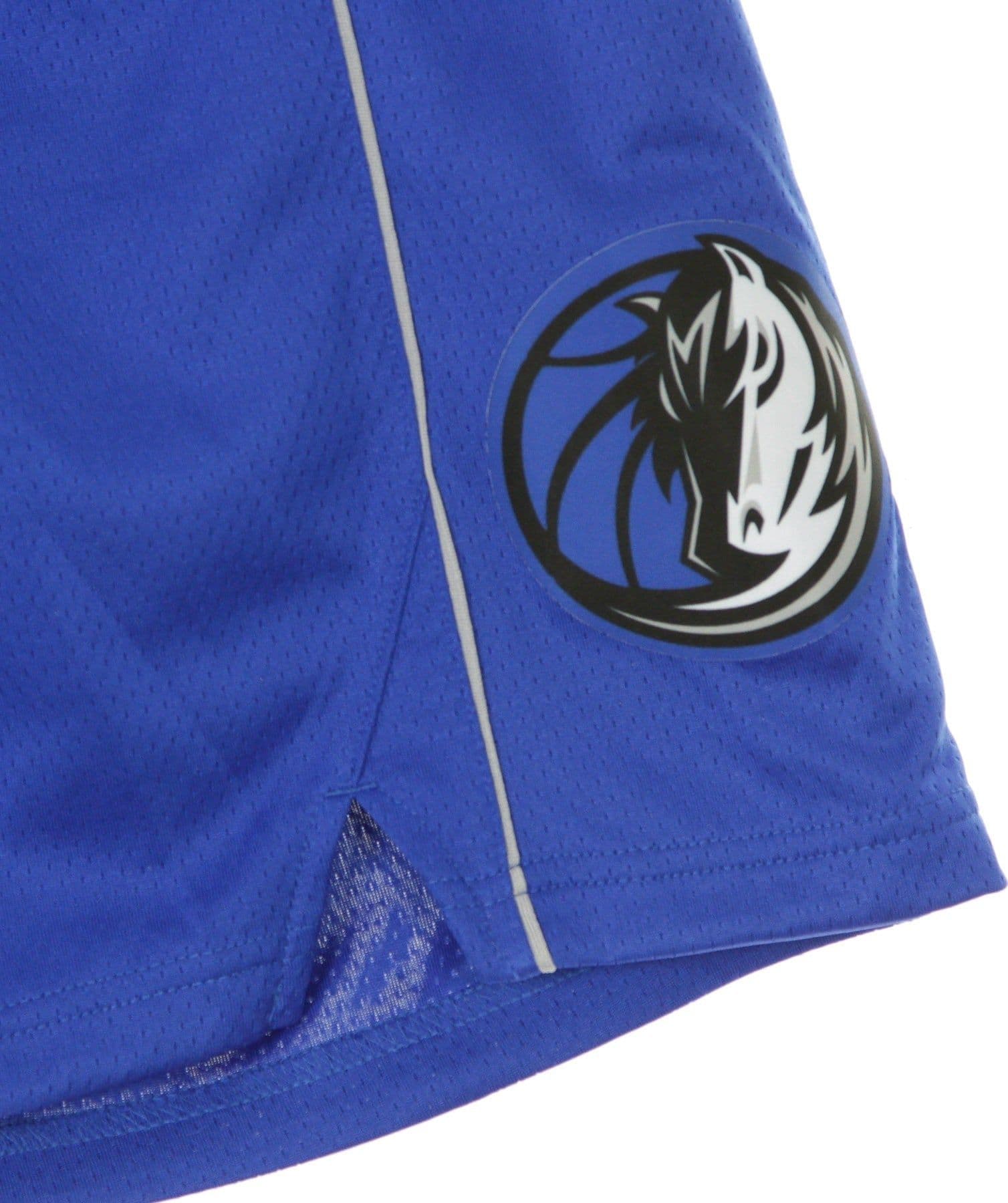 NIKE NBA Pantaloncino Basket Uomo Nba Swingman Short Icon Edition Road 18 Dalmav Game Royal/college Navy/flt Silver/white da uomo in Pantaloncini sportivi Drestige - Casamassima, commercioVirtuoso.it