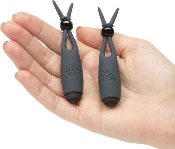 Pinze per capezzoli vibranti Sweet Tease Vibrating Nipple Clamps Fifty Shades Of Grey in Pinze Sexy Tentazioni - Siracusa, commercioVirtuoso.it