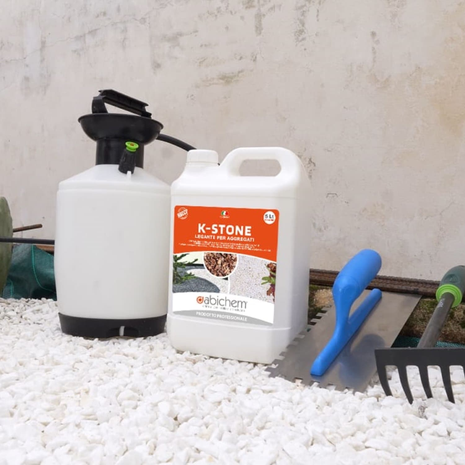 Stabilizzatore Ghiaia Giardino - Legante Per Sassi Bianchi Ciottoli Corteccia 5L in Pacciami Masterbrico - Longobardi, commercioVirtuoso.it