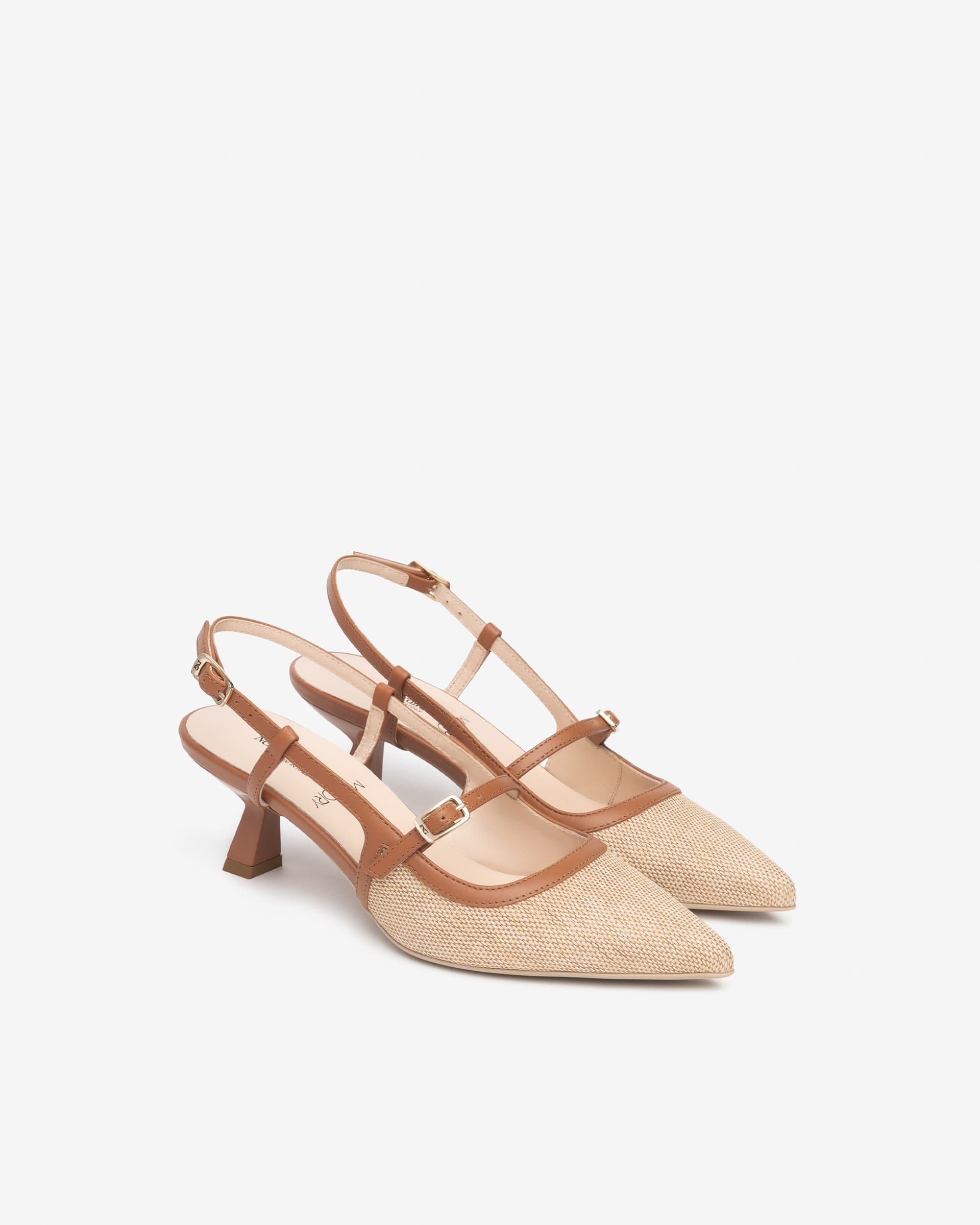 Nero Giardini slingback in tessuto natural e pelle cognac E615471D420 in prodotto Teresi Calzature - Marsala, commercioVirtuoso.it