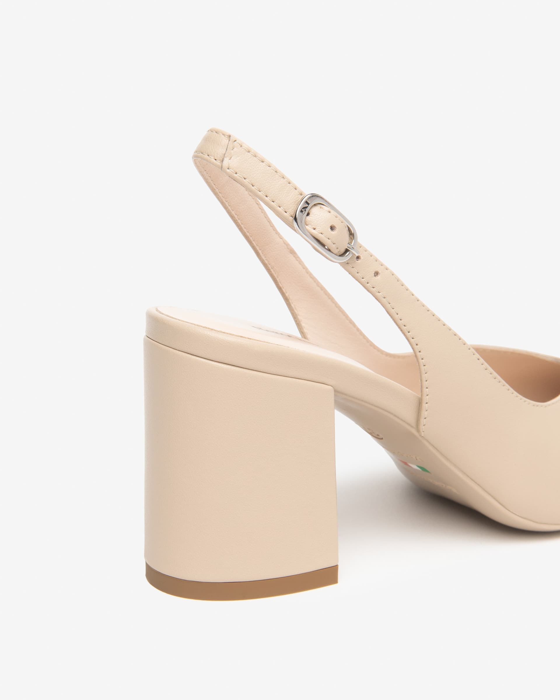 Nero Giardini slingback in nappa col. lino E615520D453 in prodotto Teresi Calzature - Marsala, commercioVirtuoso.it