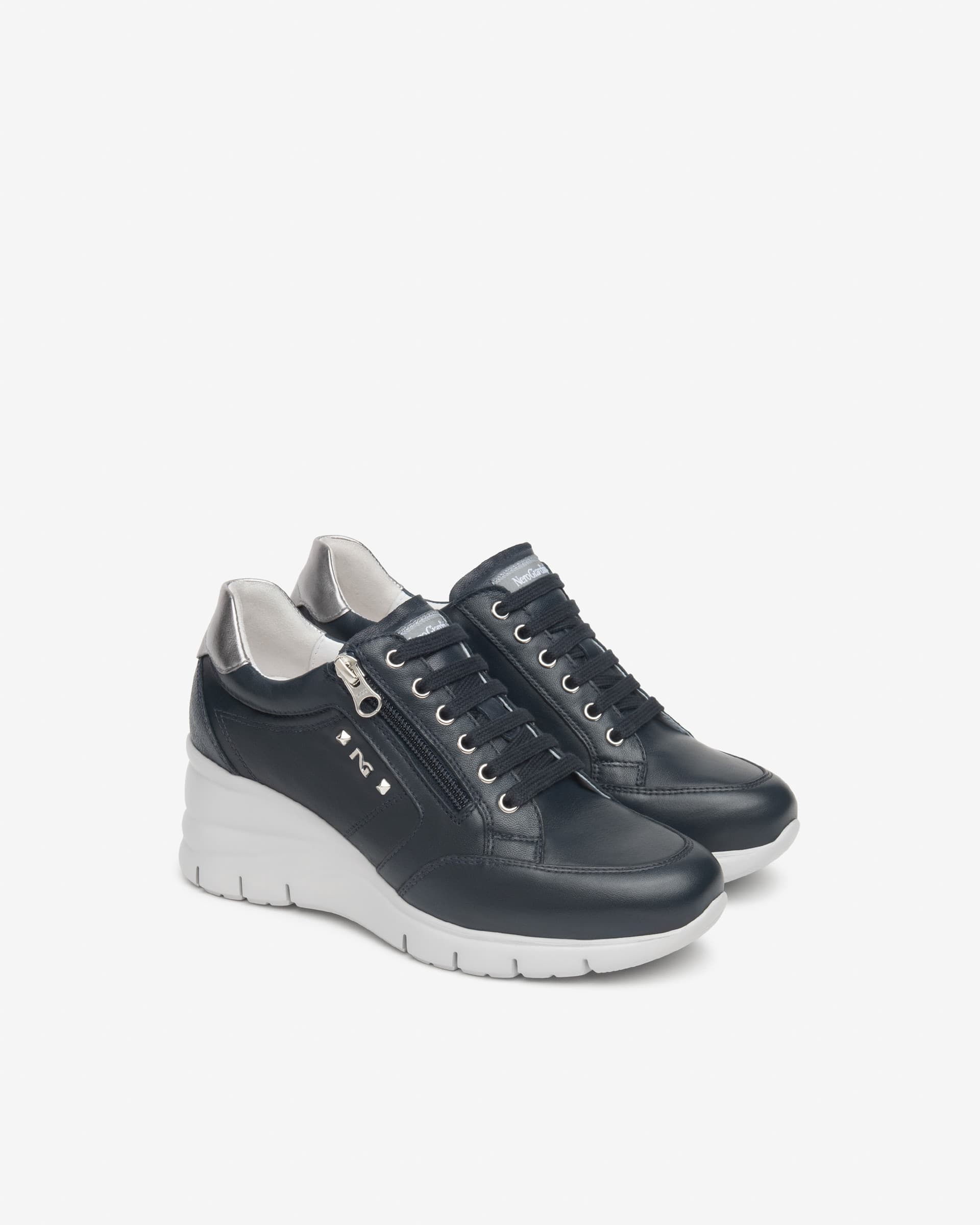 Nero Giardini sneakers donna in pelle blu E615221D200 in prodotto Teresi Calzature - Marsala, commercioVirtuoso.it