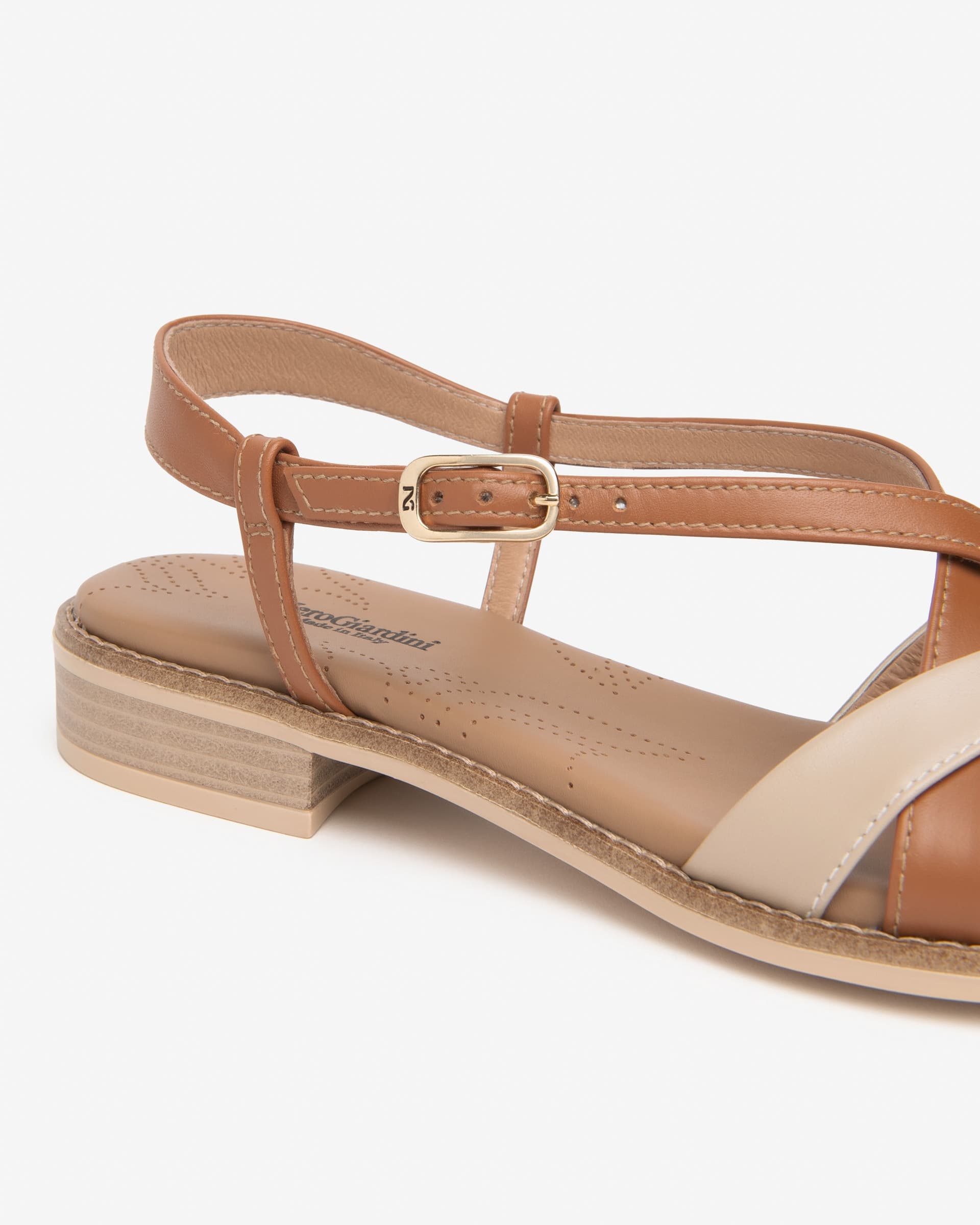 Nero Giardini sandali donna in pelle e tessuto tecnico col. lino E615890D453 in prodotto Teresi Calzature - Marsala, commercioVirtuoso.it