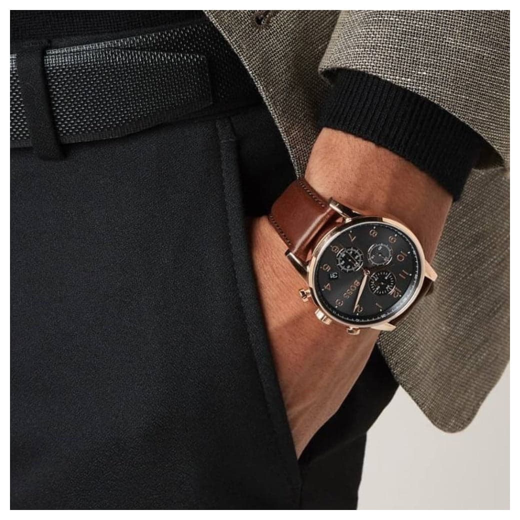 BOSS Orologio con Cronografo al Quarzo da Uomo con Cinturino in Pelle Marrone - 1513496 in Orologi da polso Dupers Club - Campo di Giove, commercioVirtuoso.it