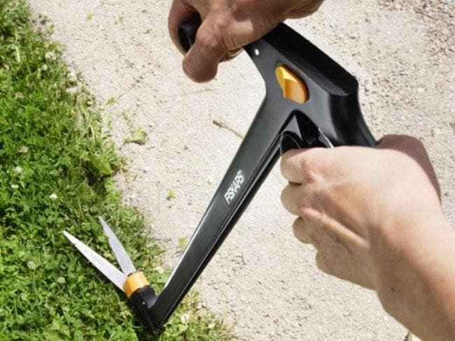 Fiskars per erba servo-system manico lungo art 113690 mm 1035 fer 283380 in prodotto EuroStore07 - Alatri, commercioVirtuoso.it