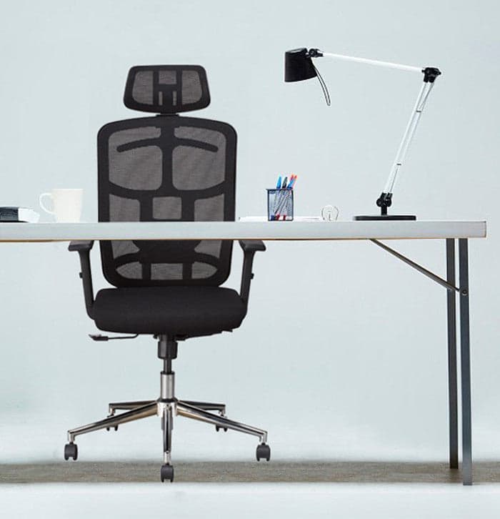Sedia per Ufficio con Schienale Alto, Poggiatesta e Base Cromata Nero in Sedie da scrivania Scontolo.net - Potenza, commercioVirtuoso.it