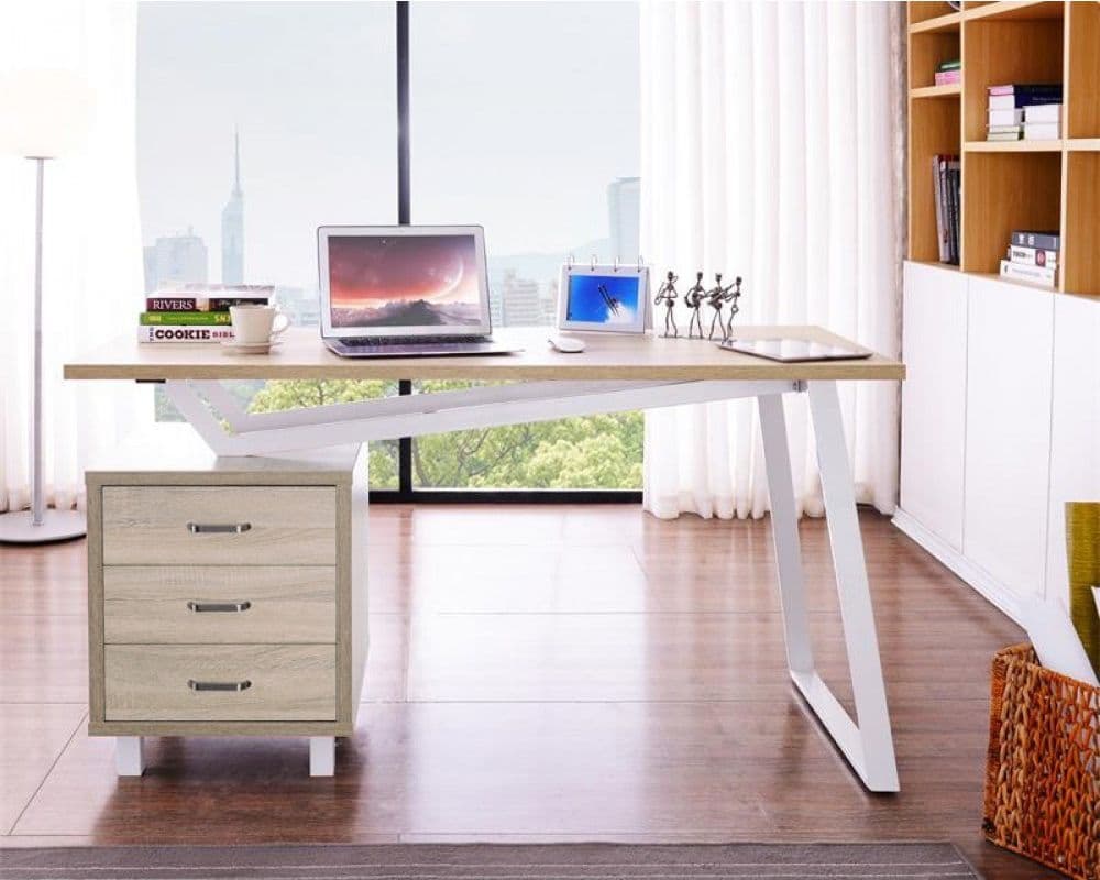 Scrivania per Computer dal Design Moderno con Tre Cassetti Quercia in Scrivanie Scontolo.net - Potenza, commercioVirtuoso.it
