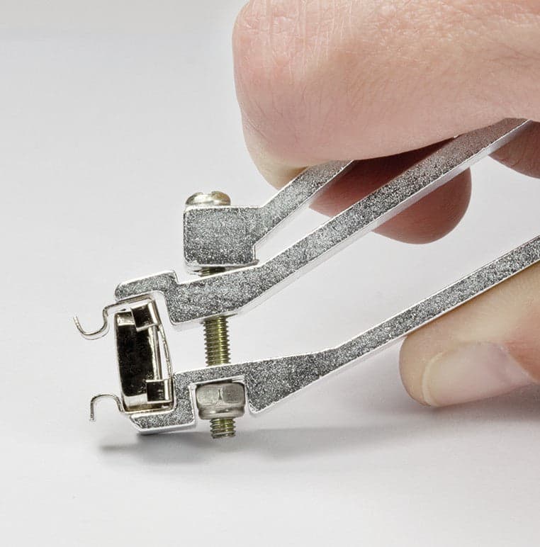 Utensile per Inserimento ed Estrazione Dadi a Gabbia in Pinze regolabili Scontolo.net - Potenza, commercioVirtuoso.it