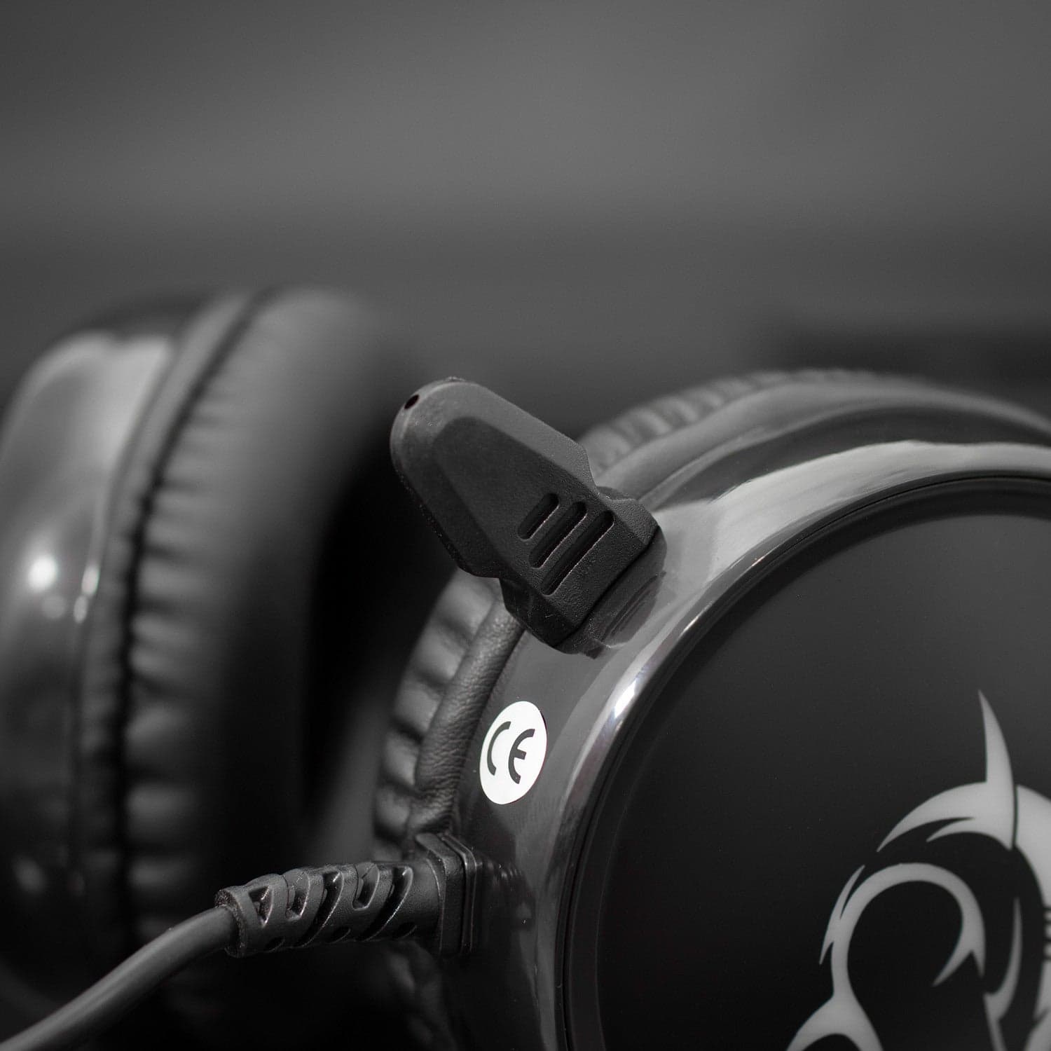 Cuffia Gaming Stereo con Microfono con Illuminazione LED in 7 Colori MARGAY in Cuffie gaming Scontolo.net - Potenza, commercioVirtuoso.it