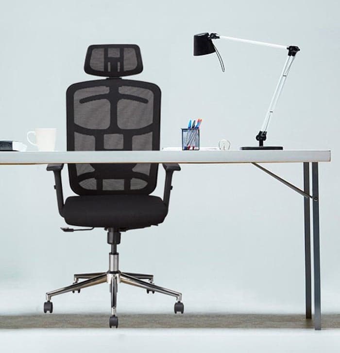 Sedia per Ufficio con Schienale Alto, Poggiatesta e Base Cromata Nero in Sedie da scrivania Scontolo.net - Potenza, commercioVirtuoso.it