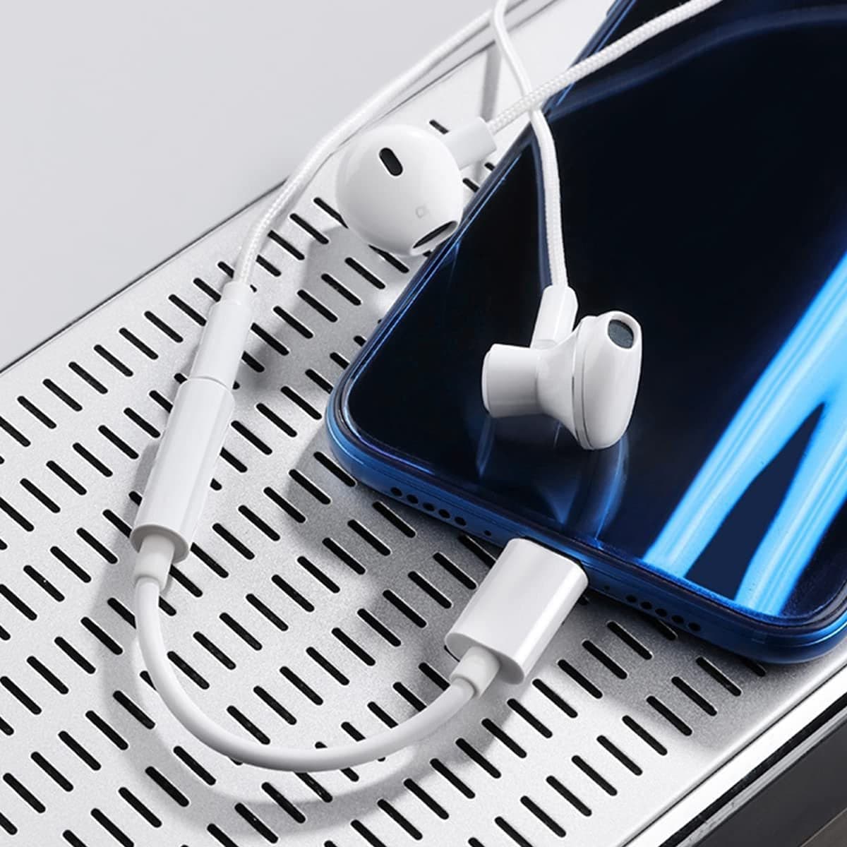 Cavo da USB-C&trade Maschio a Audio 3.5 mm Femmina 12 cm Bianco in  Scontolo.net - Potenza, commercioVirtuoso.it