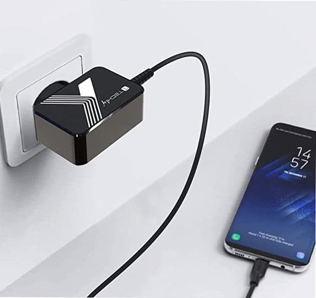 Alimentatore per Smartphone e Notebook USB-C&trade Power Delivery PD3.0 45W in Caricabatterie portatile Scontolo.net - Potenza, commercioVirtuoso.it