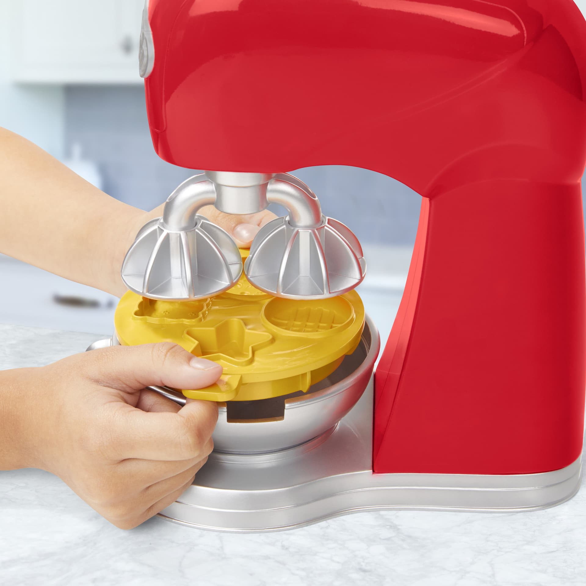 Play-Doh Kitchen Creations Il Magico Mixer, impastatrice giocattolo con finti accessori da cucina, giocattolo per attività in Argilla e pasta modellabile Scontolo.net - Potenza, commercioVirtuoso.it