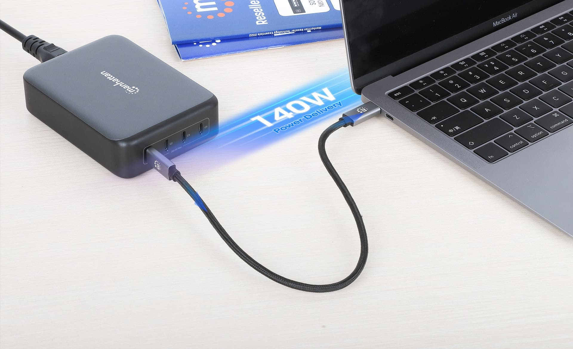 Stazione di Ricarica USB-C&trade Power Delivery 4 Porte GaN 240W / PD3.2 in Caricabatterie da muro Scontolo.net - Potenza, commercioVirtuoso.it