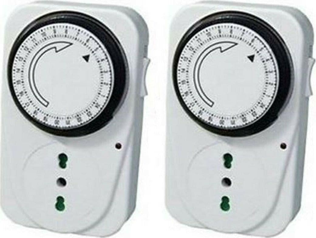 Coppia prese presa 230V 16A temporizzata giornaliera Timer spina programmabile in prodotto EuroStore07 - Alatri, commercioVirtuoso.it