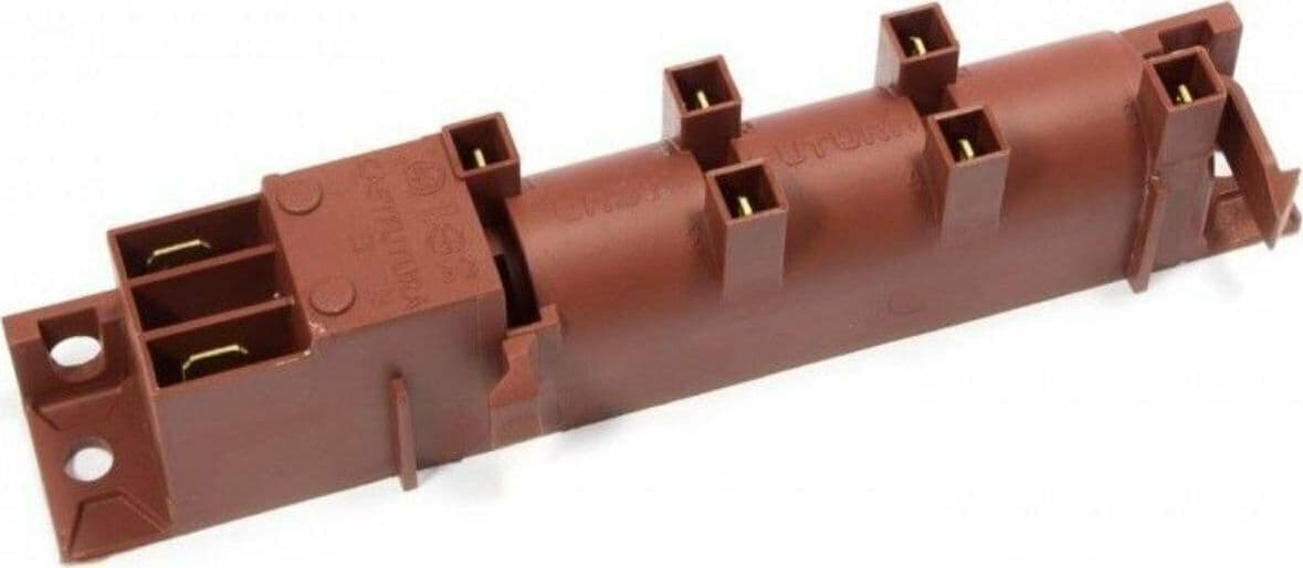 GENERATORE TRENO SCINTILLE CUCINA GAS 5/6 FUOCHI 2 ENTRATE / 4 USCITE UNIVERS in prodotto EuroStore07 - Alatri, commercioVirtuoso.it