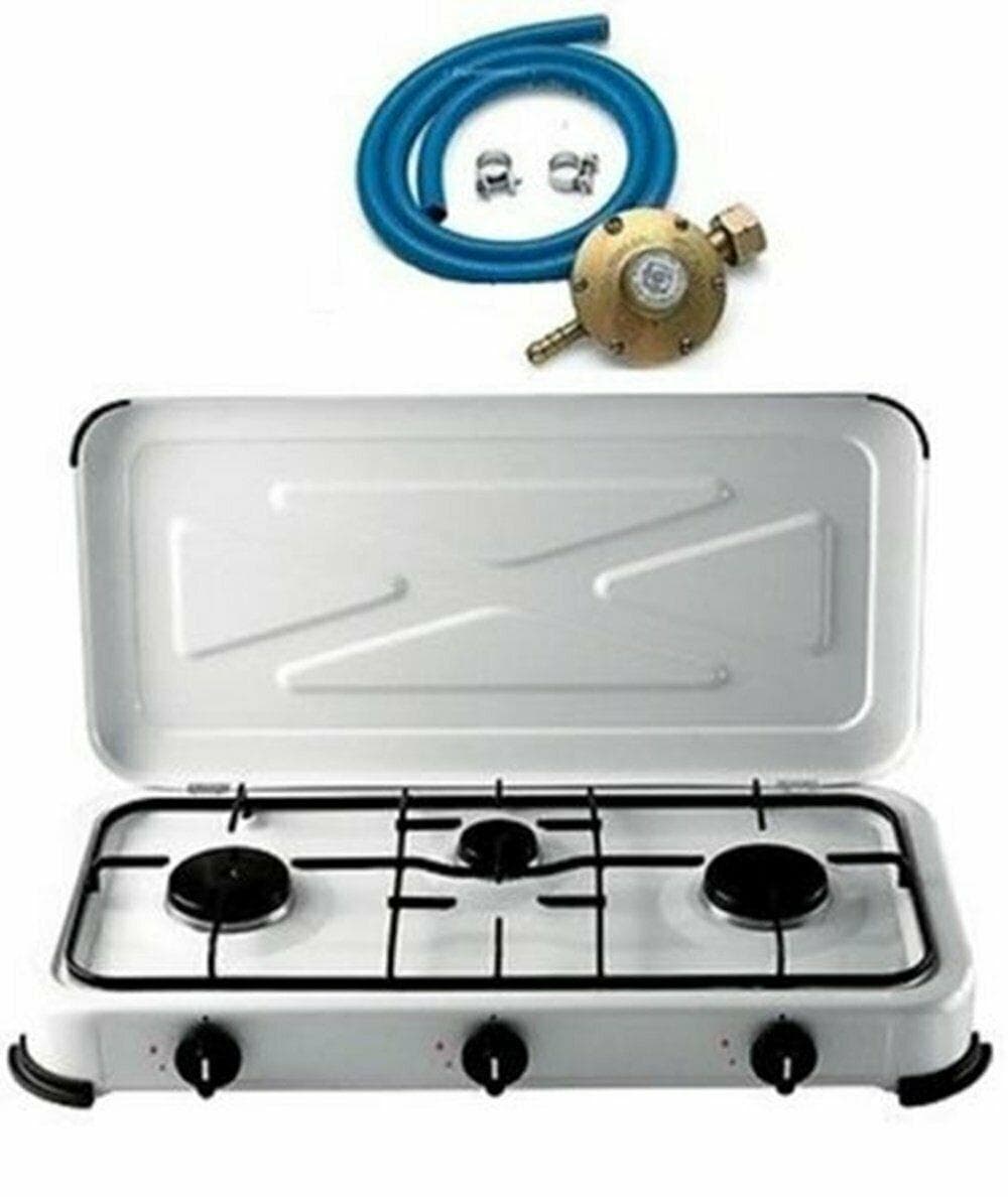 FORNELLO A GAS 3 FUOCHI 30 x 60 COMPLETO DI TUBO E REGOLATORE BIANCA CAMPEGGIO in prodotto EuroStore07 - Alatri, commercioVirtuoso.it
