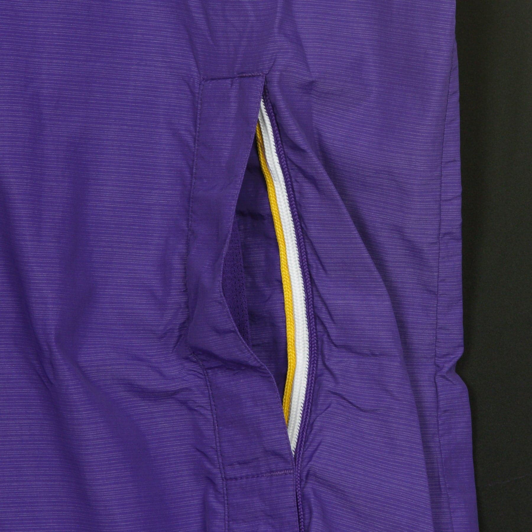 NIKE NFL Giacca a Vento Infilabile Uomo Nfl Team Logo Pregame Lightweight Player Jacket Minvik Original Team Colors da uomo in Giacche sportive e tecniche Drestige - Casamassima, commercioVirtuoso.it