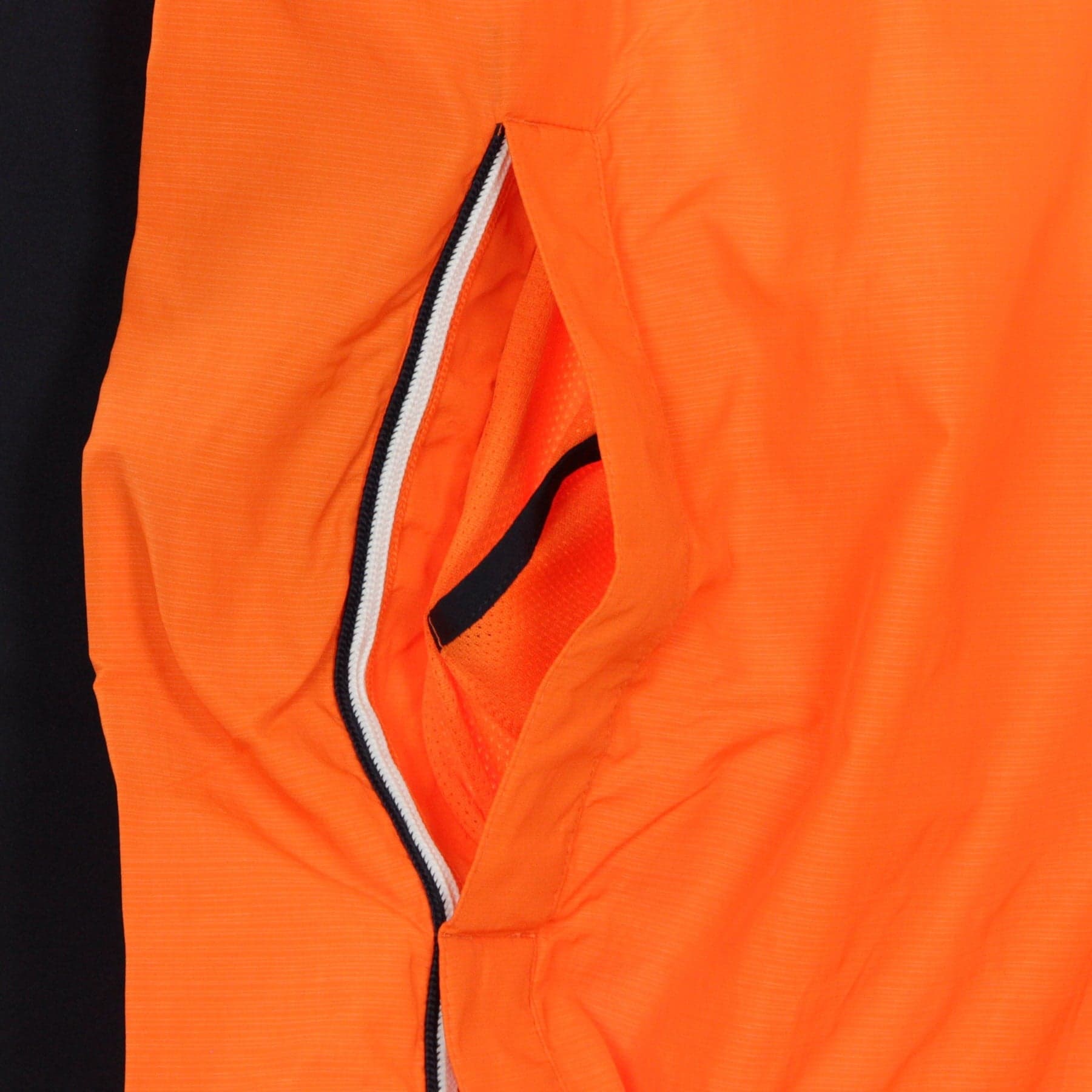 NIKE NFL Giacca a Vento Infilabile Uomo Nfl Team Logo Pregame Lightweight Player Jacket Denbro Original Team Colors da uomo in Giacche sportive e tecniche Drestige - Casamassima, commercioVirtuoso.it
