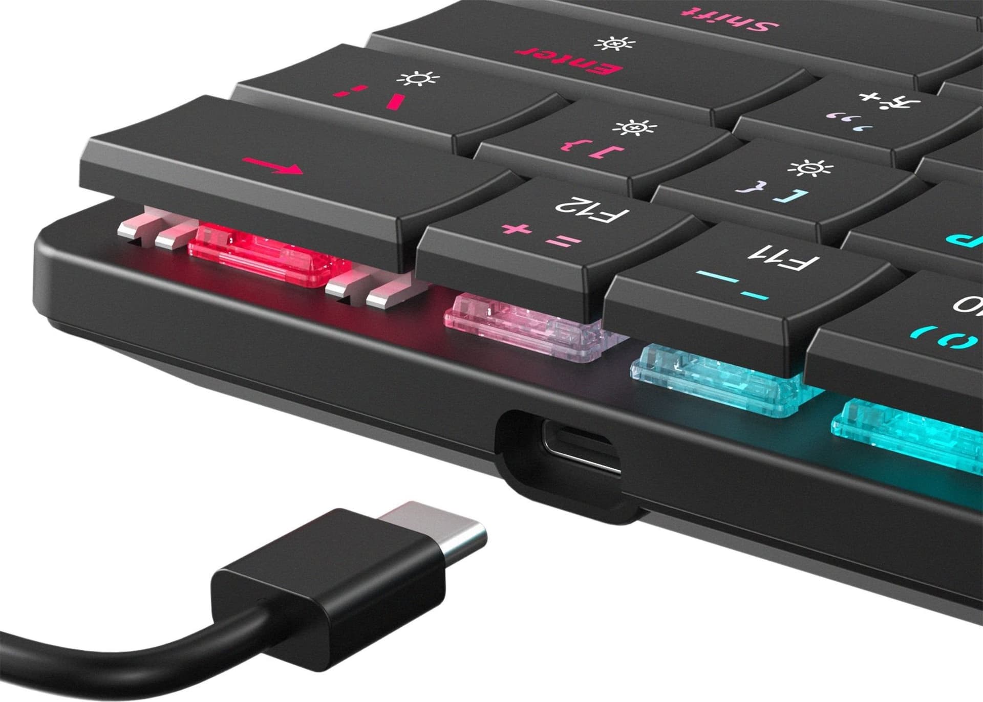 Tastiera Gaming USB-C&trade 62 Tasti con Retroilluminazione LED RGB e 19 Effetti Luce in Tastiere da gioco Scontolo.net - Potenza, commercioVirtuoso.it