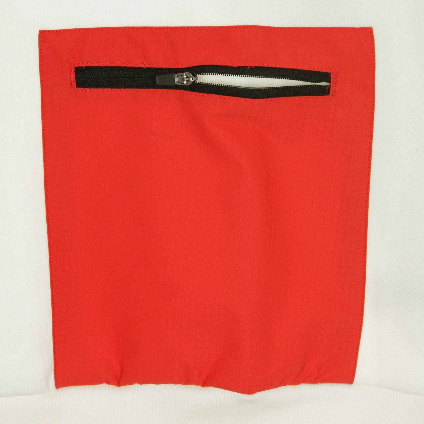 DOLLY NOIRE Felpa Girocollo Uomo Pocket Crewneck White&amp;red White/red da uomo in Felpe senza cappuccio Drestige - Casamassima, commercioVirtuoso.it