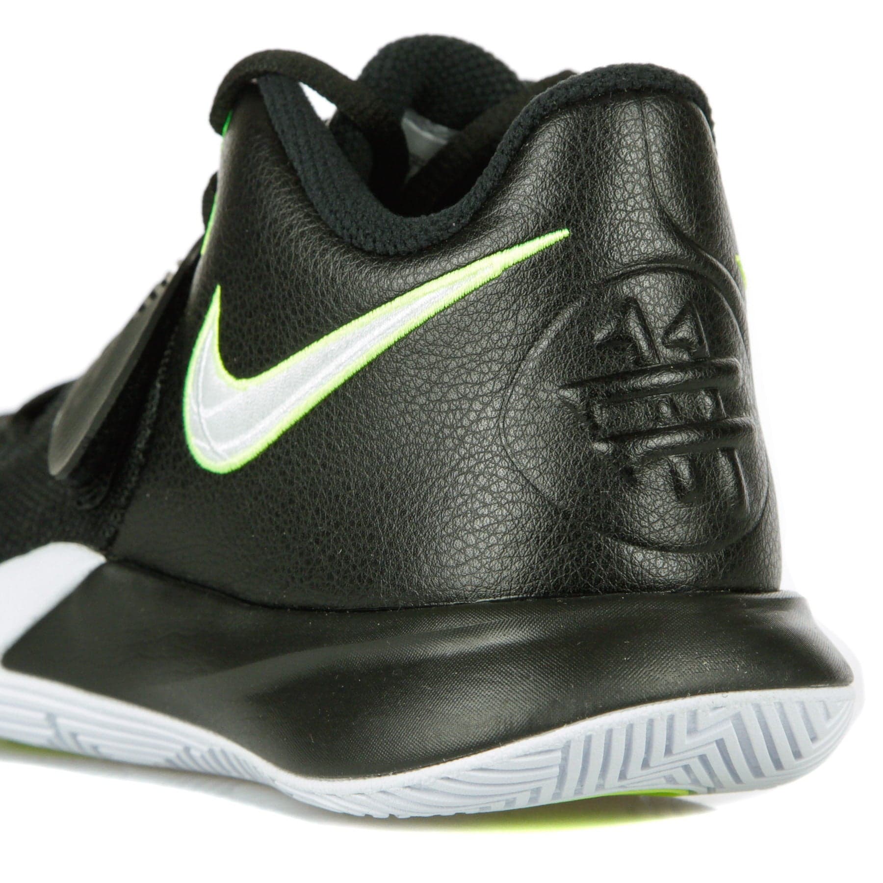 NIKE NBA Scarpa Basket Uomo Kyrie Flytrap 3 Black/white/volt da uomo in Scarpe da Basket da donna Drestige - Casamassima, commercioVirtuoso.it