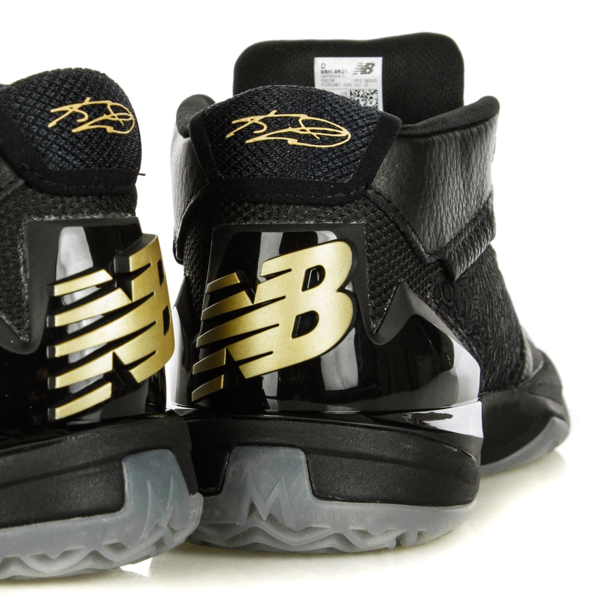 NEW BALANCE Scarpa Alta Uomo Kawhi Black da uomo in Scarpe da corsa su strada Drestige - Casamassima, commercioVirtuoso.it