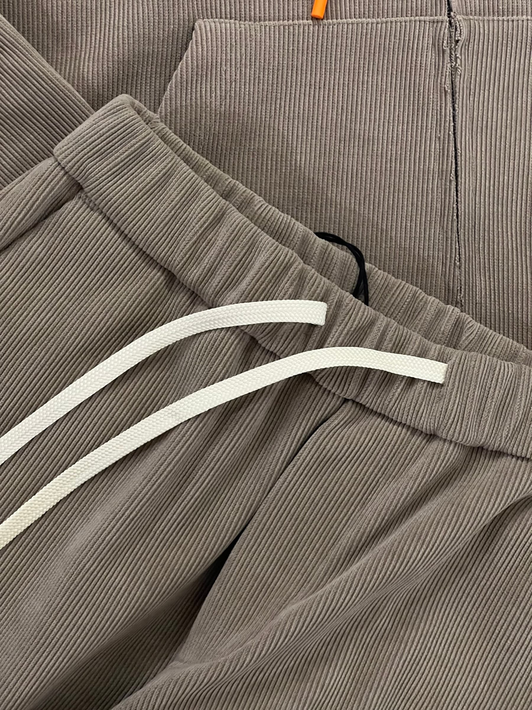 Pantalaccio antfit tasch filett in Pantaloni Kanal 32 - Santa Maria di Licodia, commercioVirtuoso.it