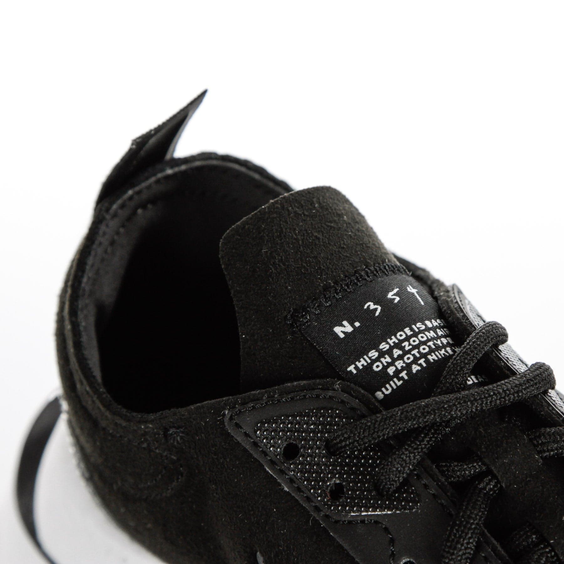 Nike Scarpa Bassa Uomo Air Zoom-type Black/anthracite/white/pure Platinum da uomo in Sneaker casual Drestige - Casamassima, commercioVirtuoso.it