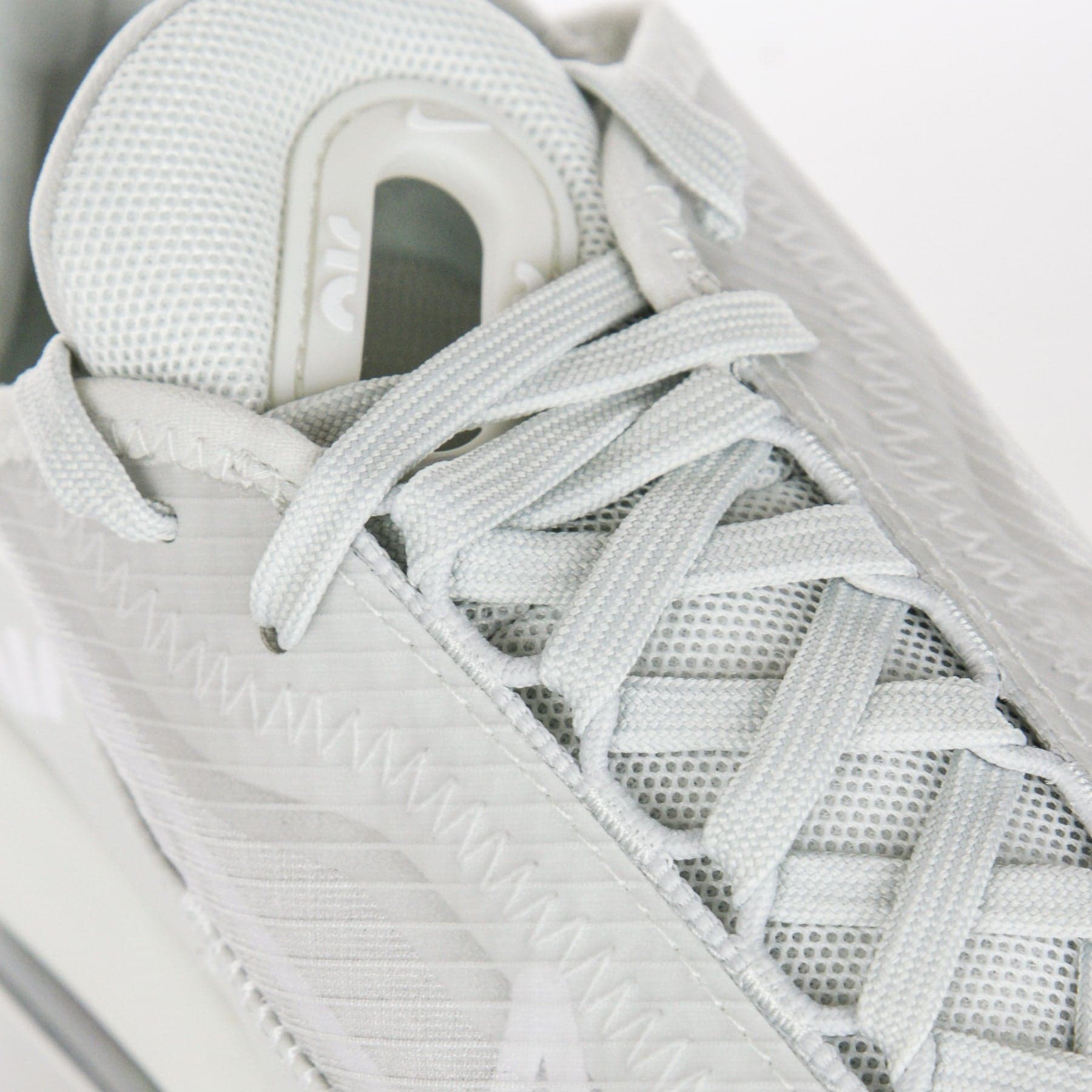 Nike Scarpa Bassa Donna W Air Max 2090 Photon Dust/white/metallic Silver da donna in Sneaker casual Drestige - Casamassima, commercioVirtuoso.it